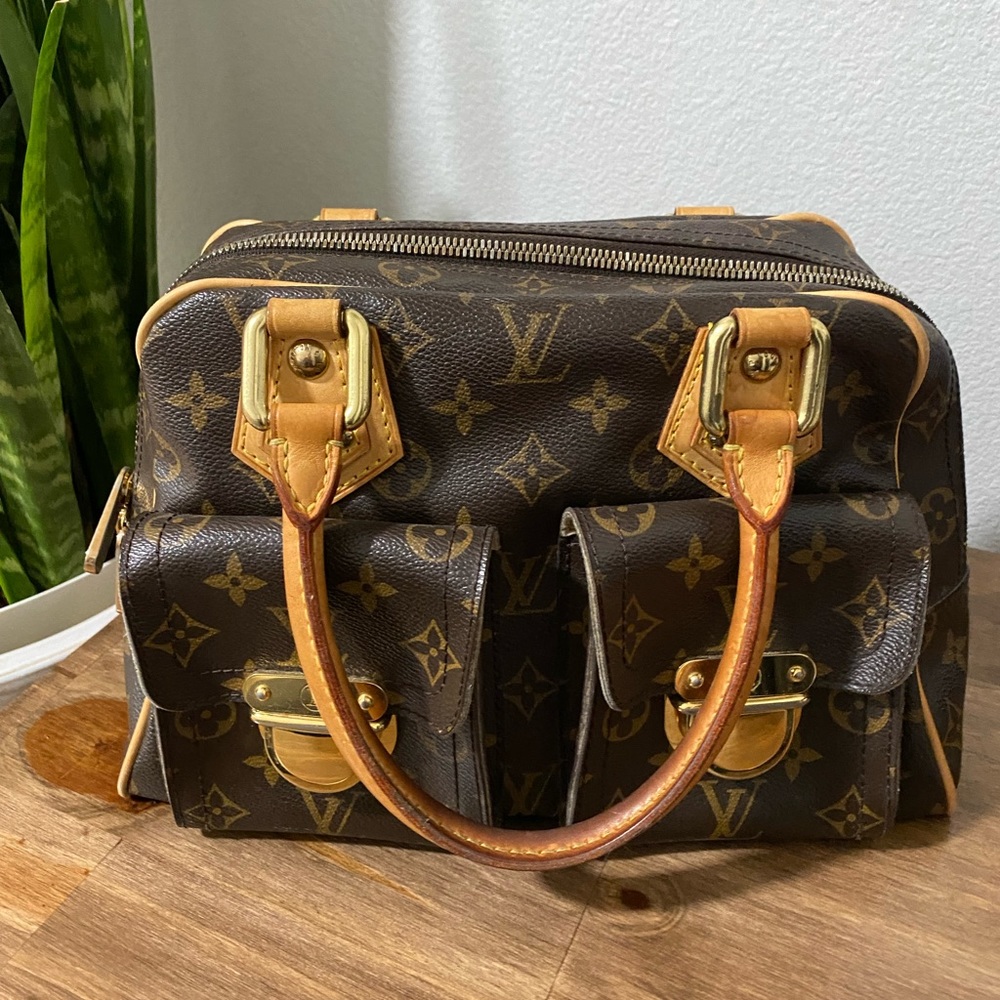 Vintage beautiful Louis Vuitton Monogram Manhattan PM